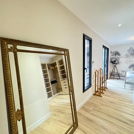 La Pinede Avec A 5 Minutes De La Villa *