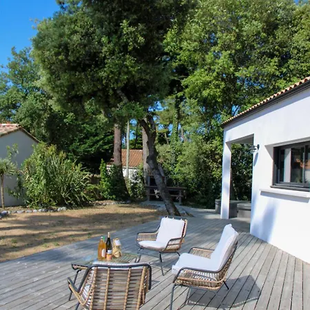 Villa Pinède Private Spa Nature&Beach Sleeps 8 in Brétignolles Villa Brétignolles-sur-Mer