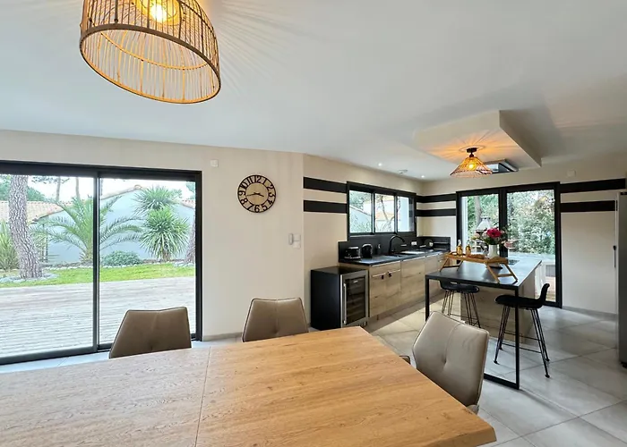 Villa Pinede Private Spa Nature & Beach Sleeps 4 In Bretignolles Brétignolles-sur-Mer