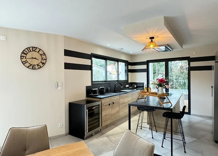 La Pinède Avec à 5 Minutes De La